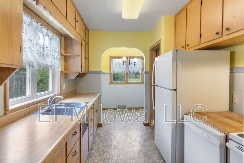 3310 Rownd Street – photo 3
