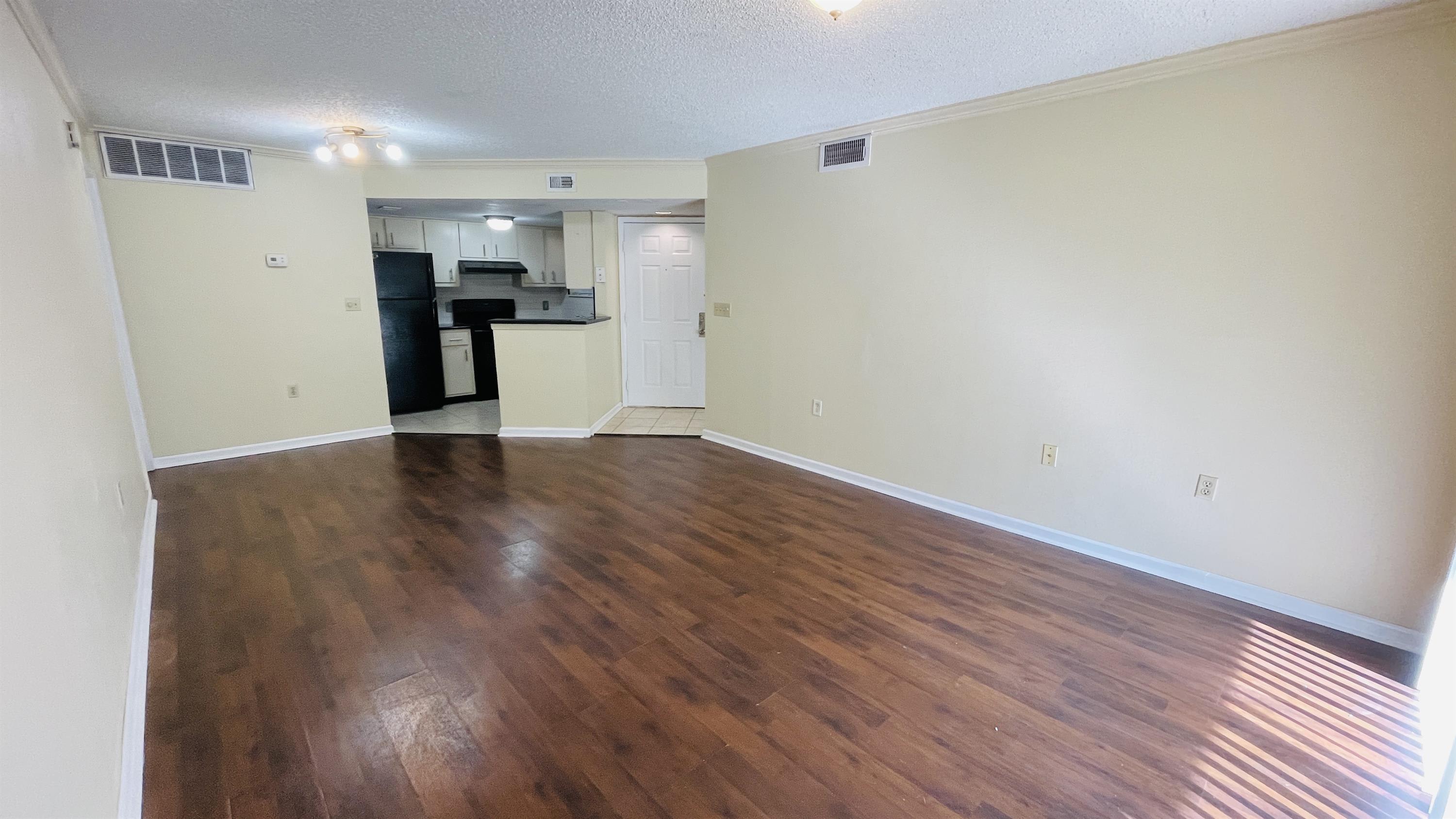 1948 Lake Atriums Circle, #125 – photo 4