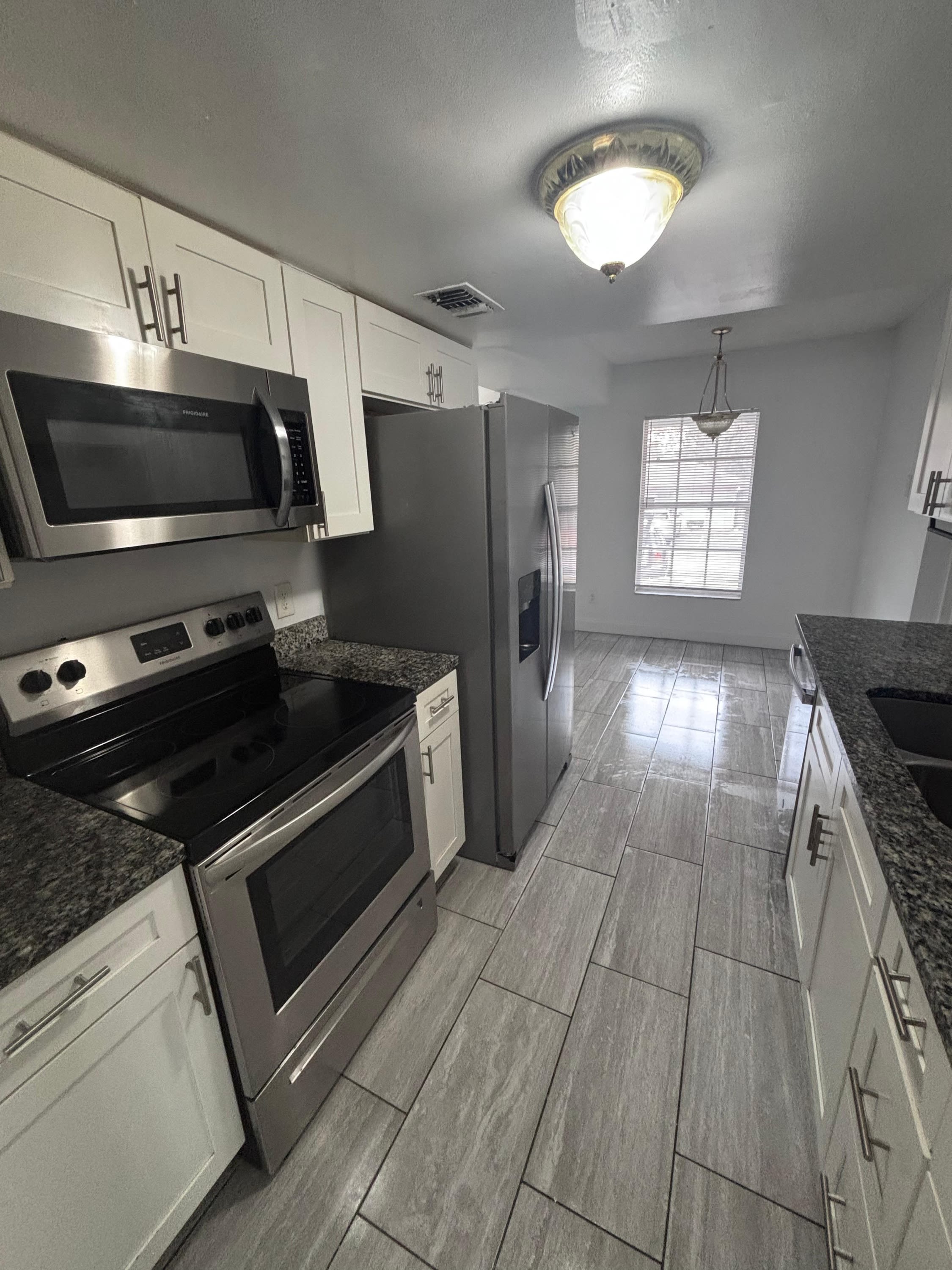 4825 Lighthouse Circle – photo 5