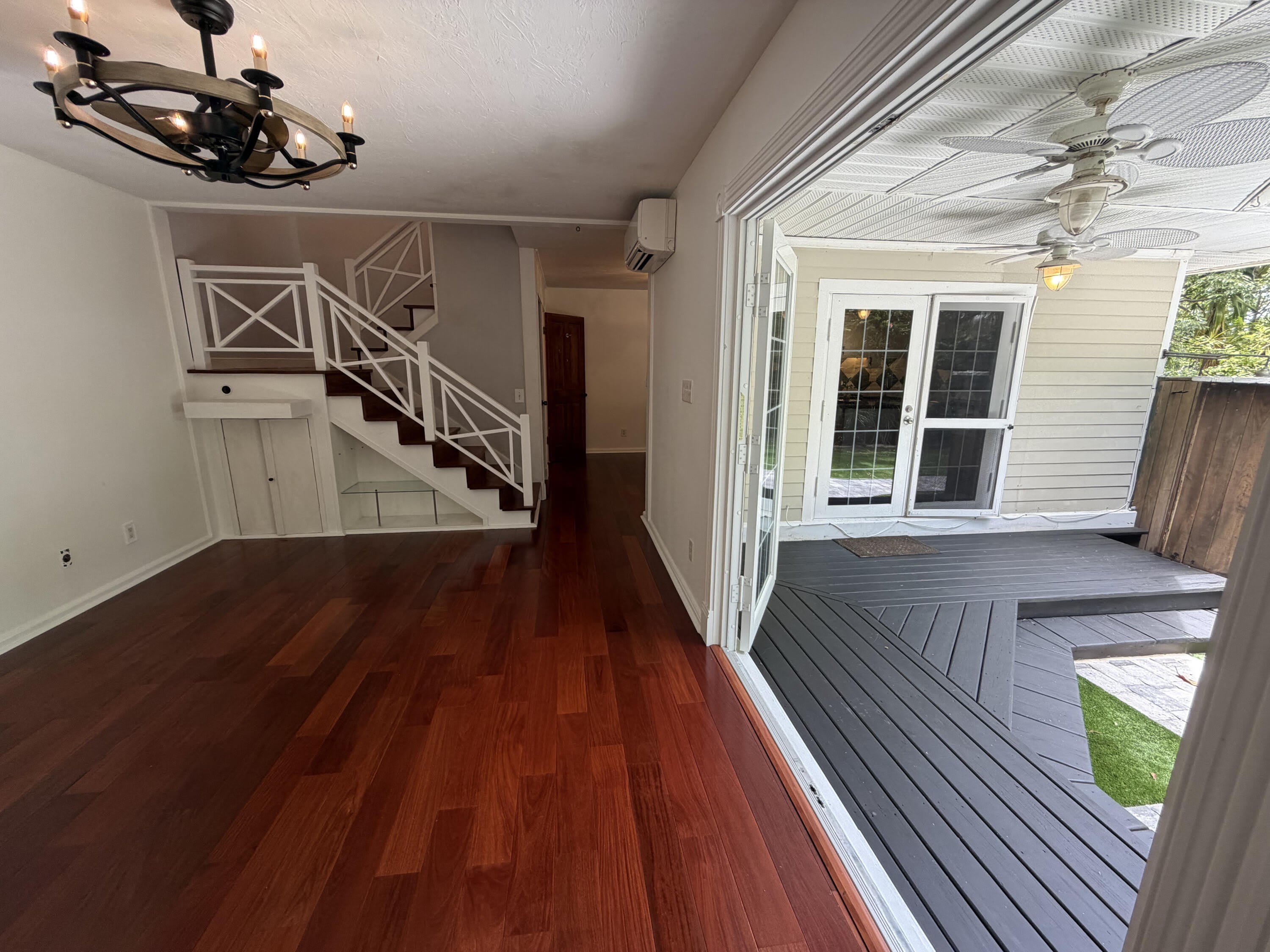 3318 Harriet Avenue – photo 3