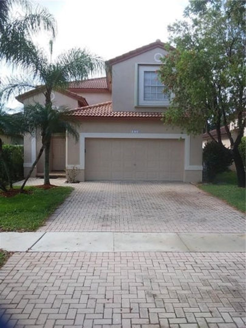19250 NW 12TH Manor, Pembroke Pines, FL 33029 – photo 4