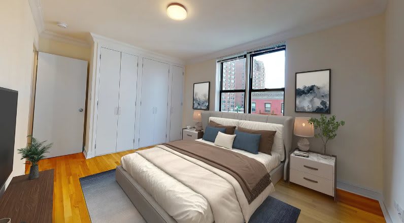 315 W 15Th St – photo 1