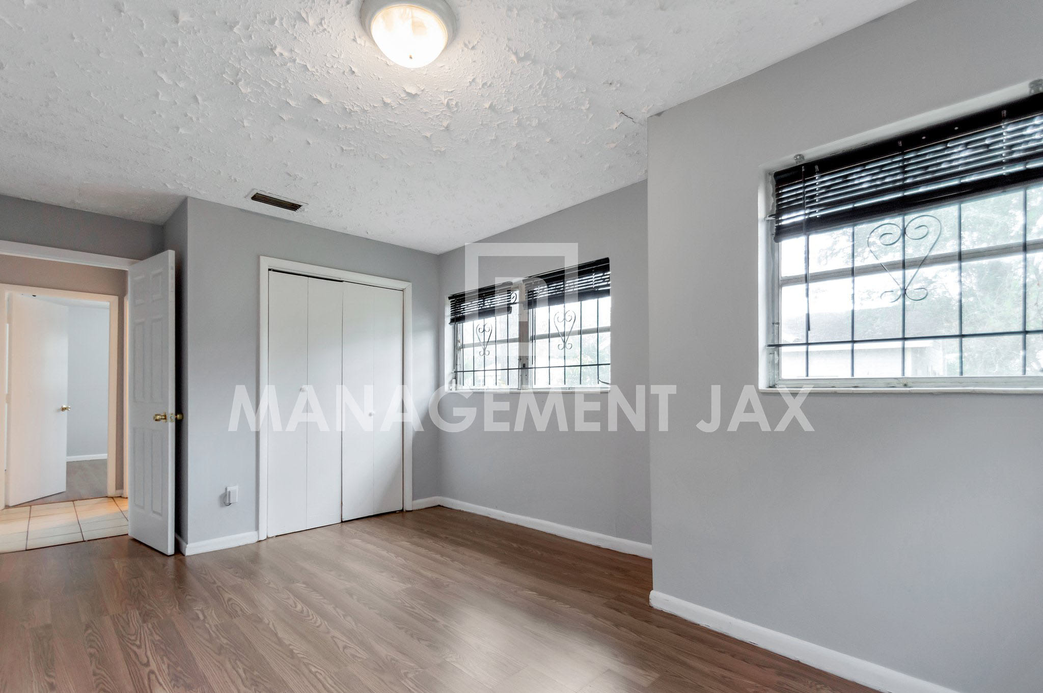 1464 West 6th Street – photo 3
