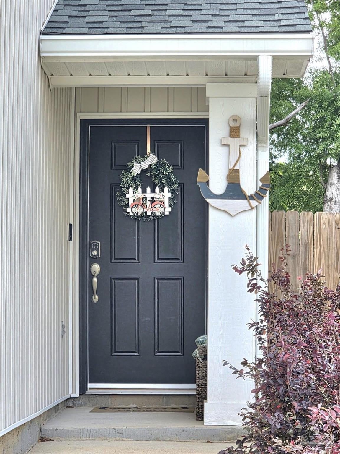 380 Hilburn Ln – photo 2