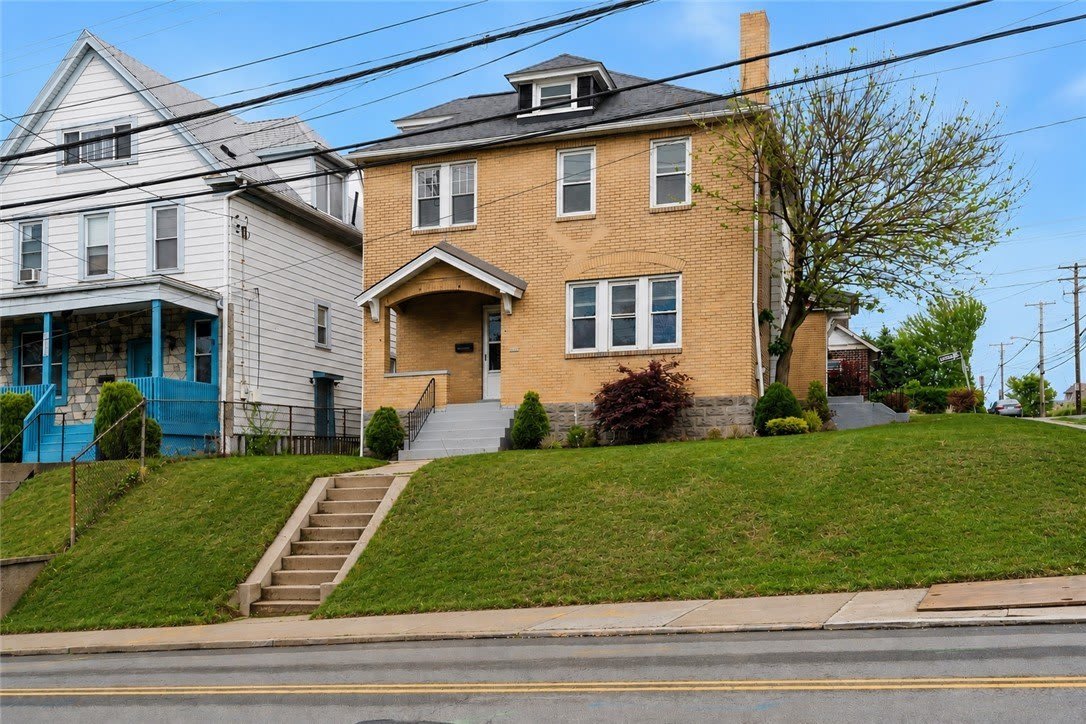 2651 Pioneer Ave – photo 1