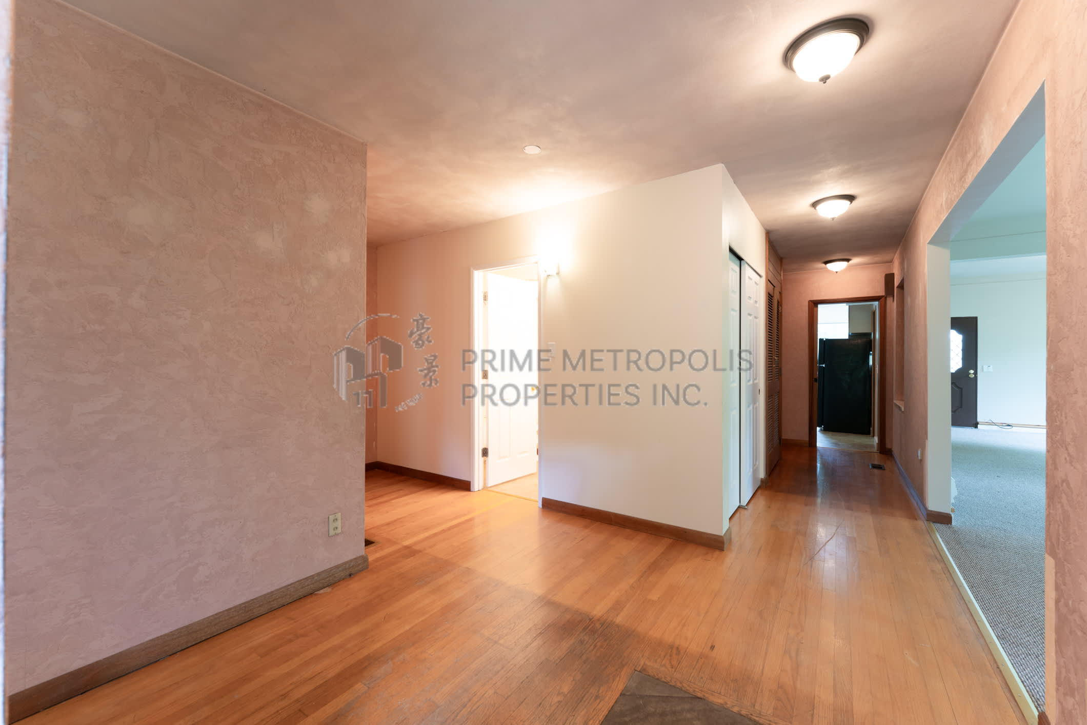 11322 Exeter Avenue Northeast – photo 4