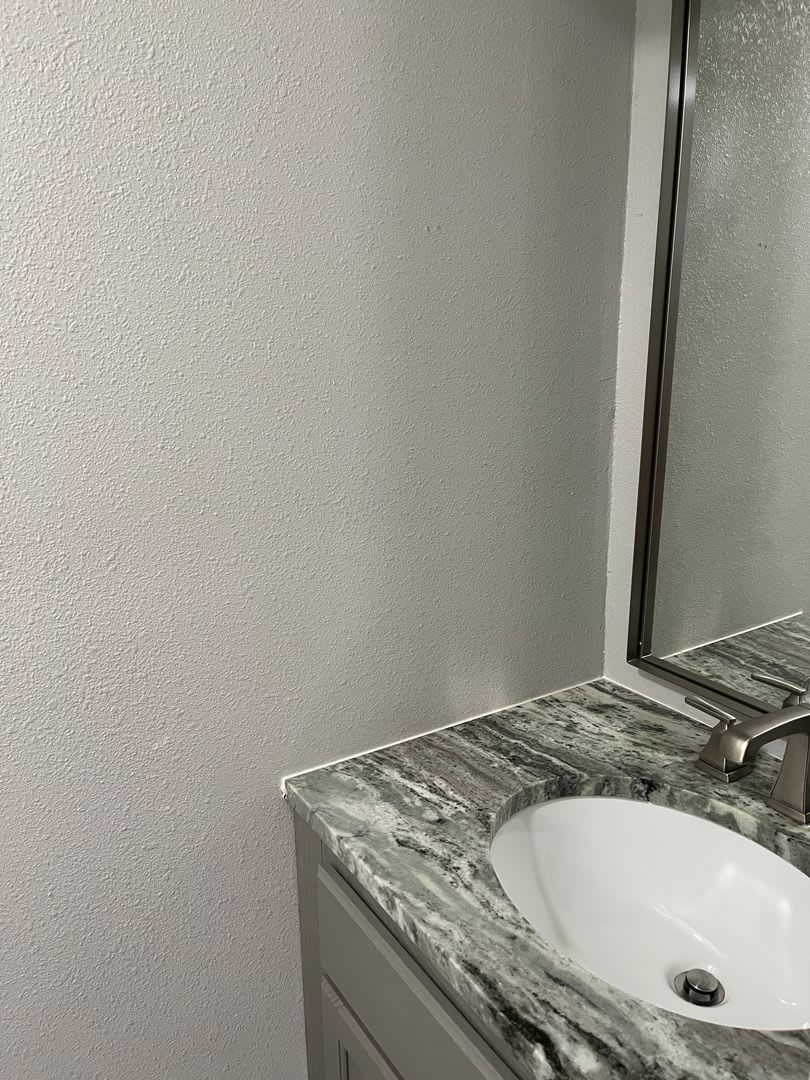 2 bedrooms and 1.5 bathrooms – photo 3