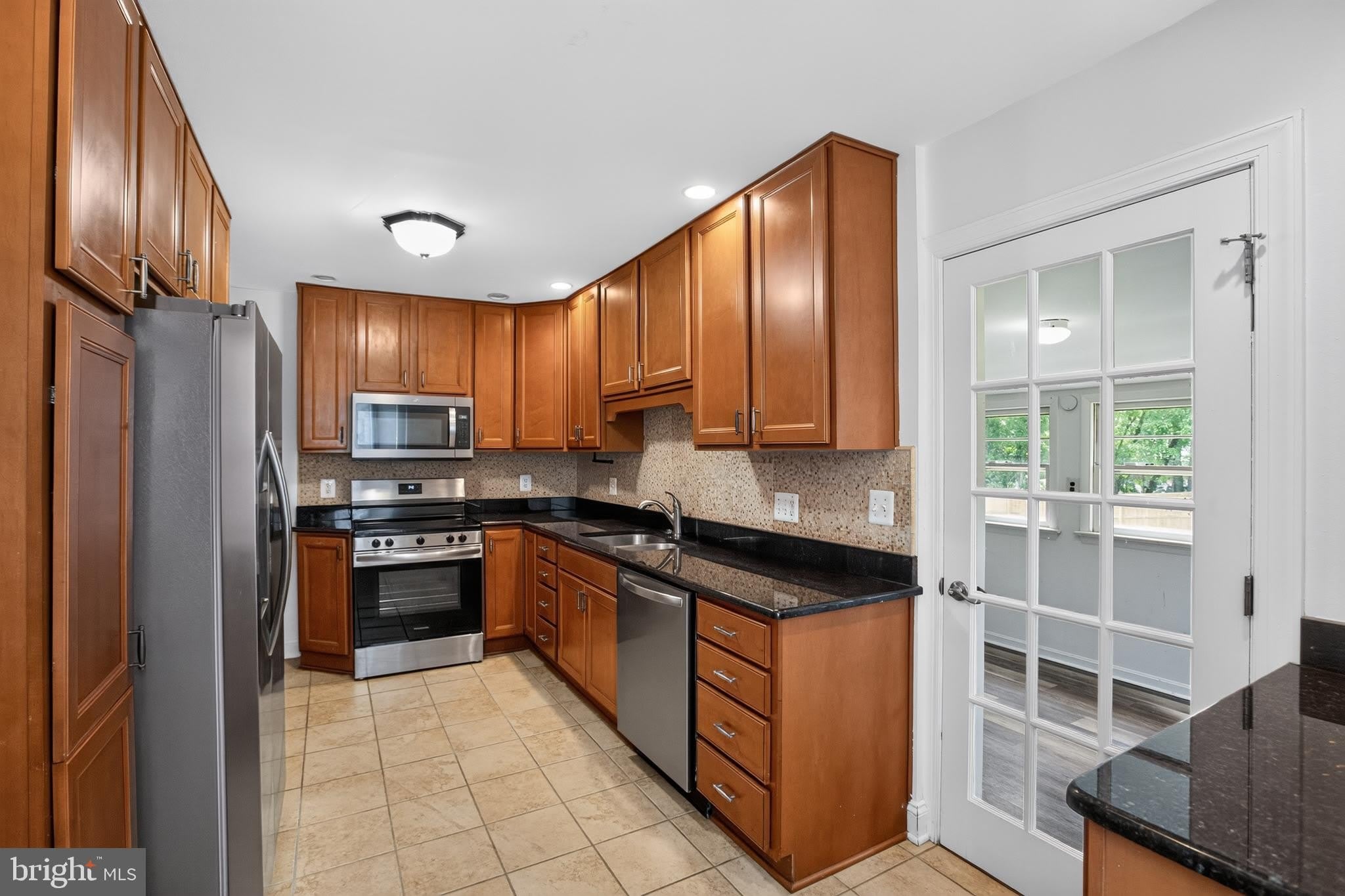 14925 SCHALL Road – photo 2