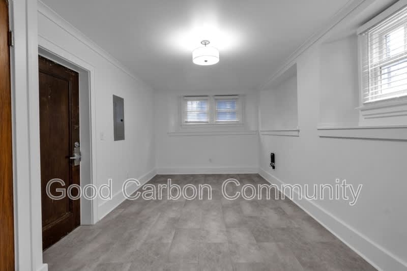 16-42 Chapel Rd – photo 3