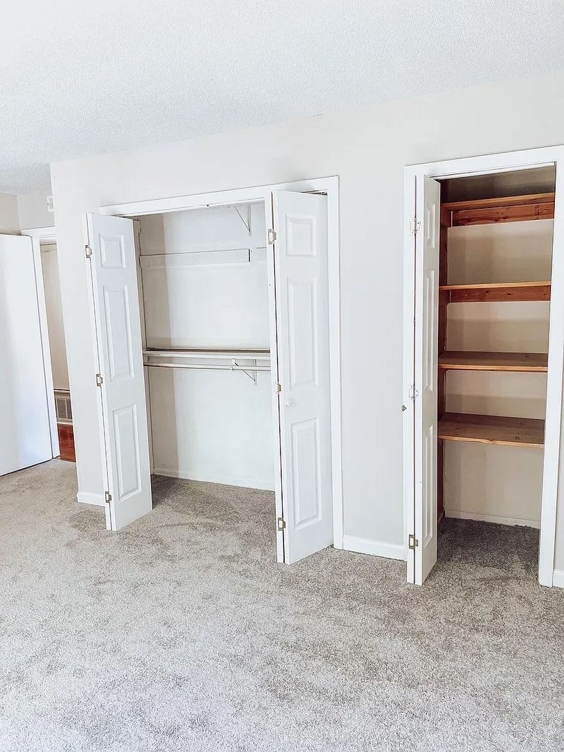 Room In 3 Bedroom Home At N Hamilton St – photo 3