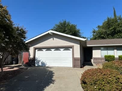 2331 Lincoln Blvd – photo 1