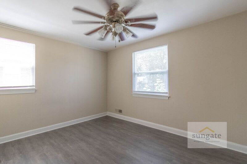 6017 Winthrope Ave – photo 5