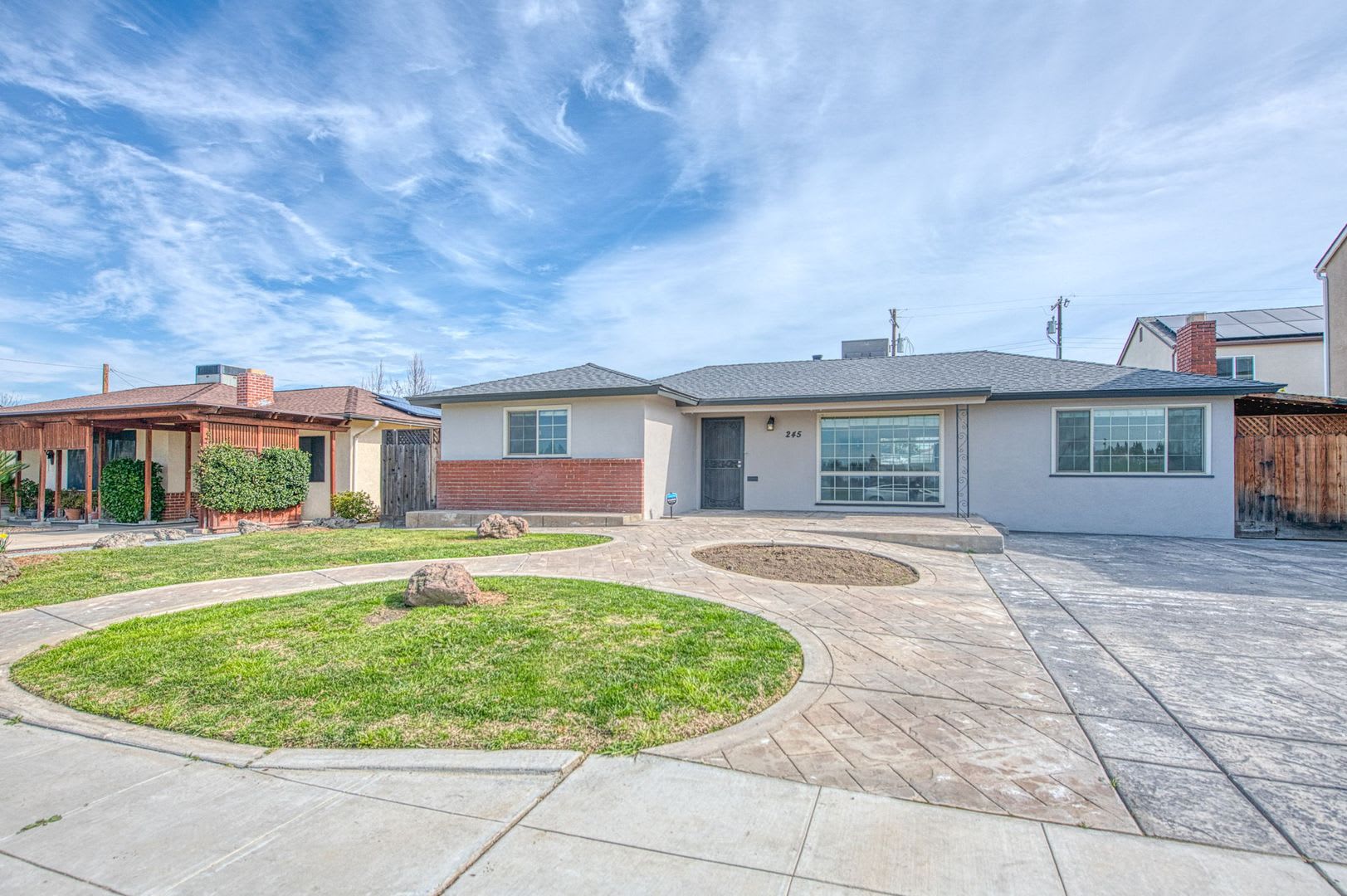Adorable 3 BR 1 BA Home In A Well Desired Clovis Neighborhood – photo 2