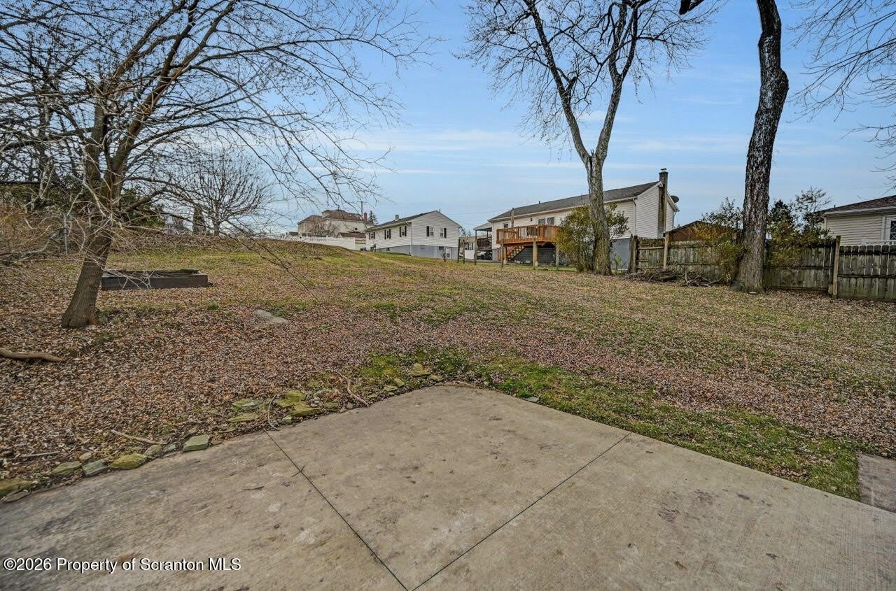 2725 Cedar Avenue – photo 4