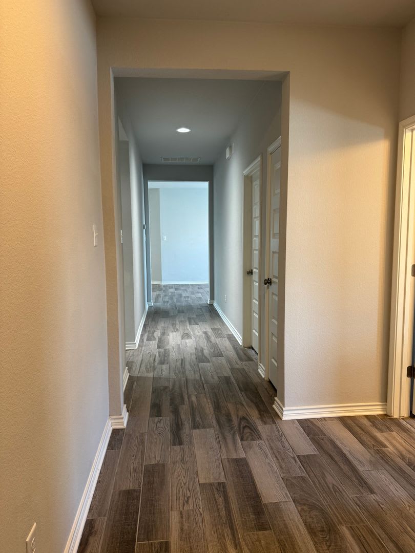 332 Mclintock Jarrell Tx – photo 2
