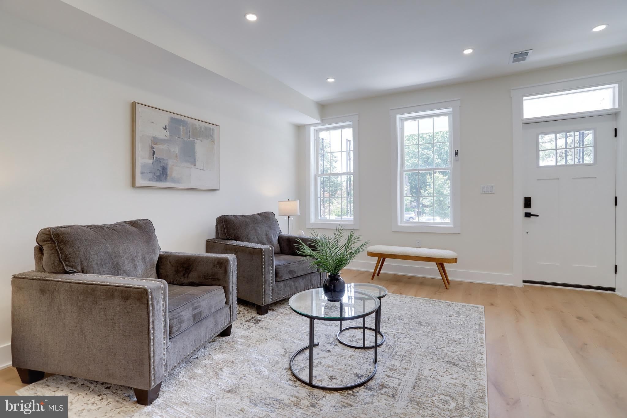 1404 MASSACHUSETTS Avenue SE – photo 5