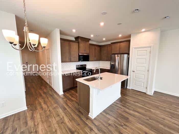 5342 Bellflower Hills – photo 4