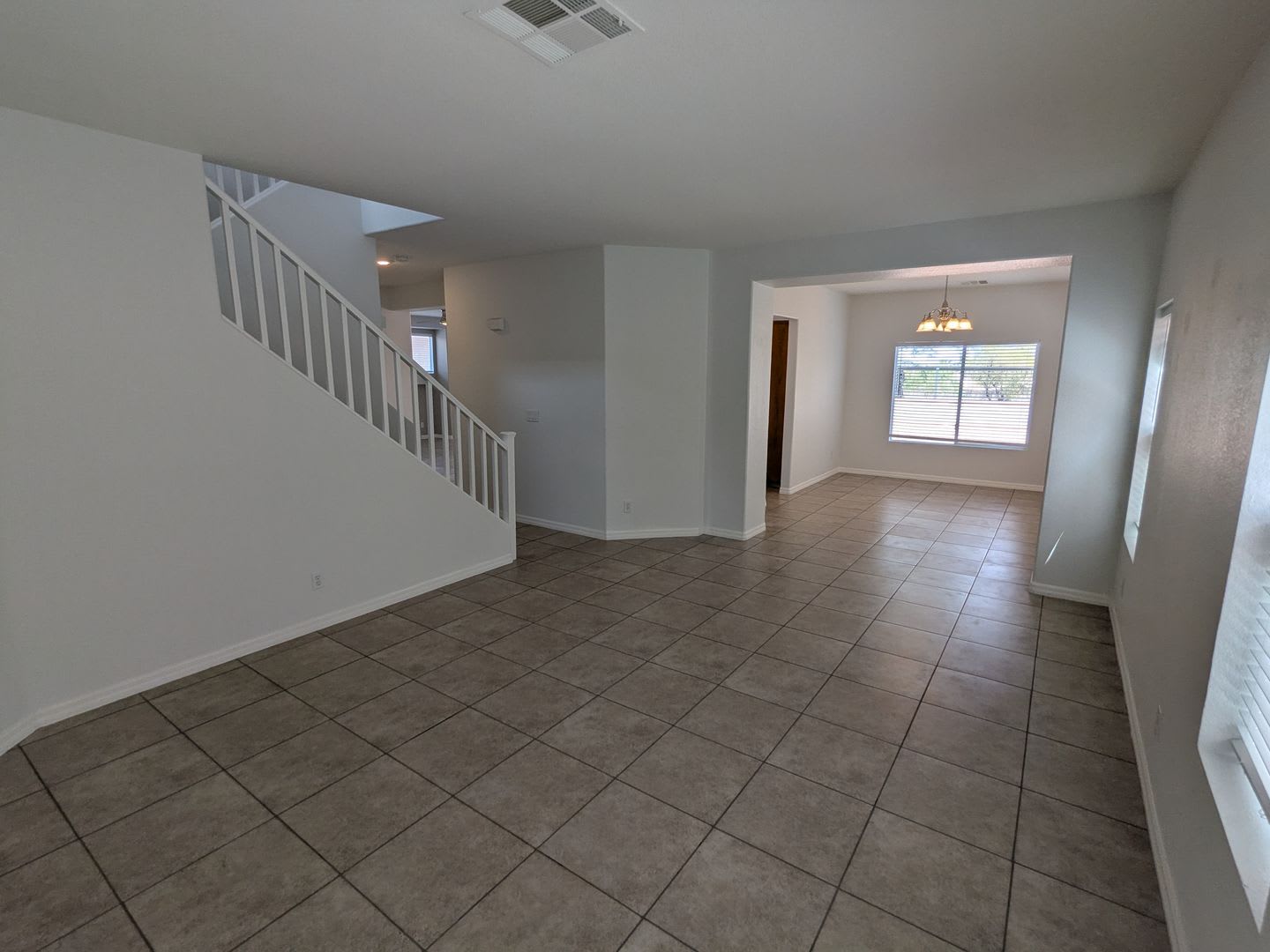 Beautiful 5 Bedroom Summerlin Home with Loft, Balcony & Mountain Views – photo 2