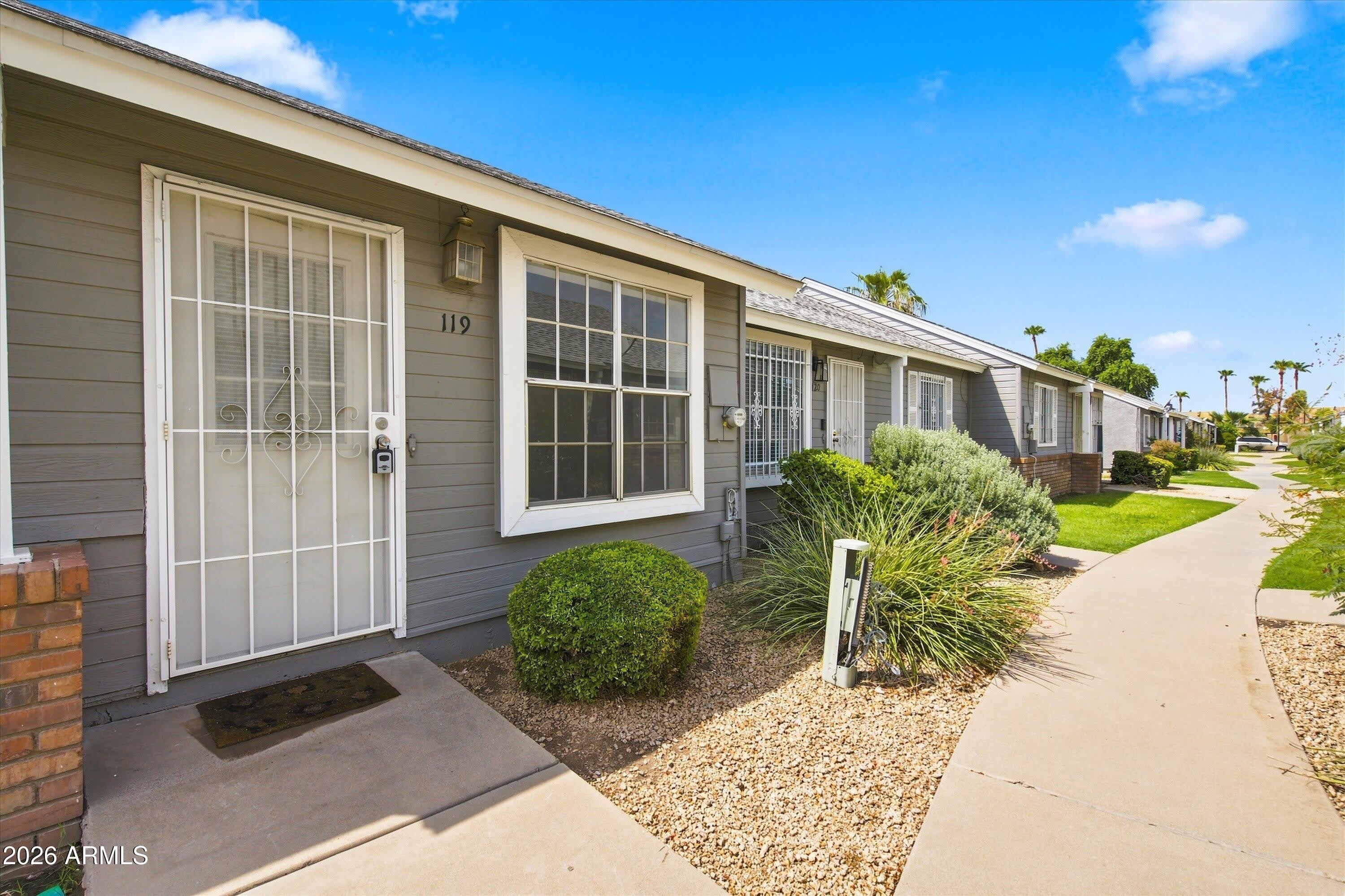 5960 W OREGON Avenue – photo 2