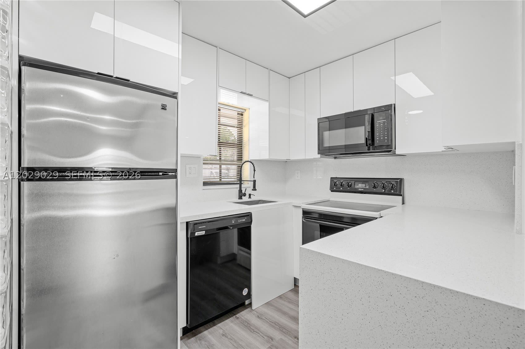 12035 SW 18th St – photo 4