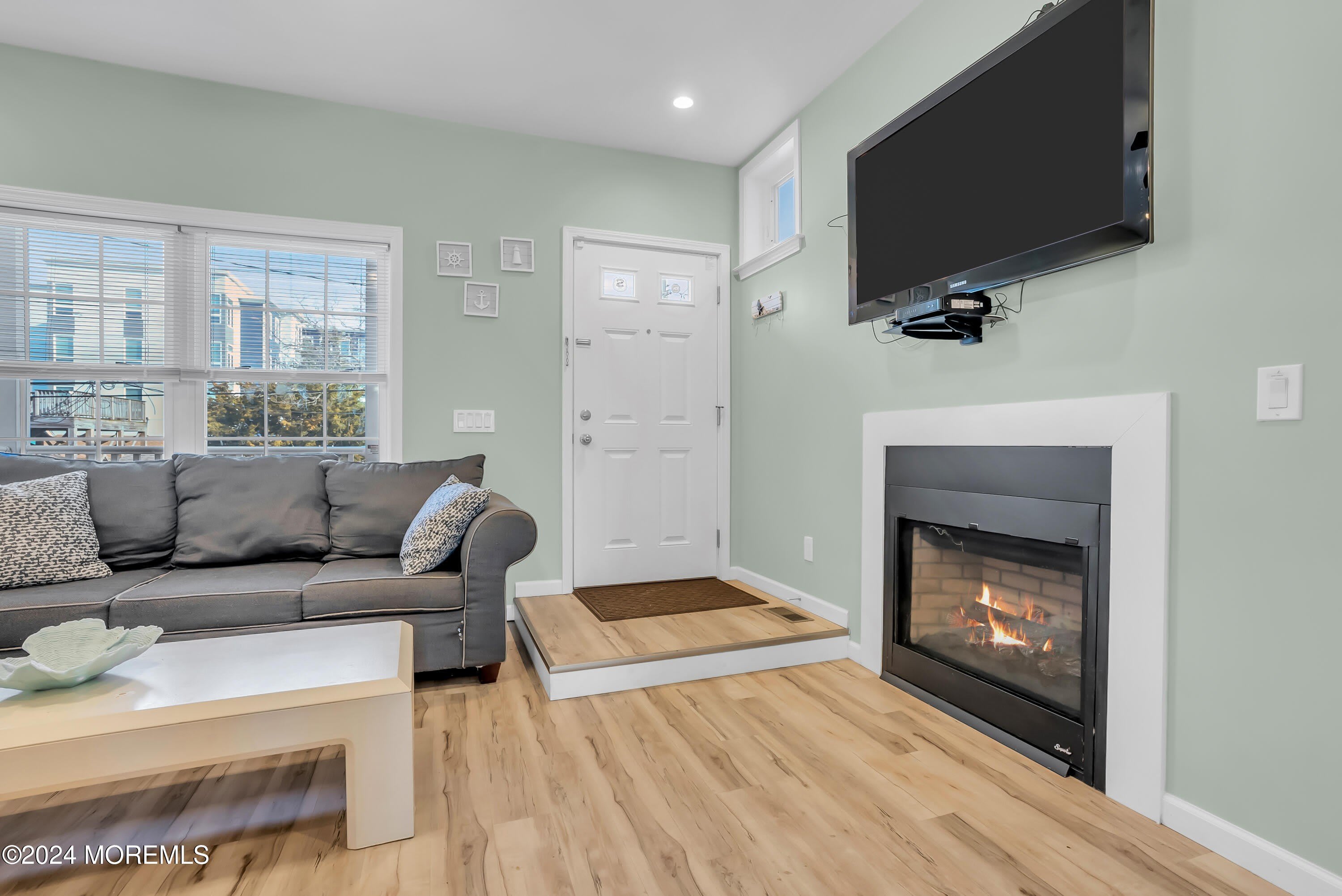329 Franklin Avenue – photo 2