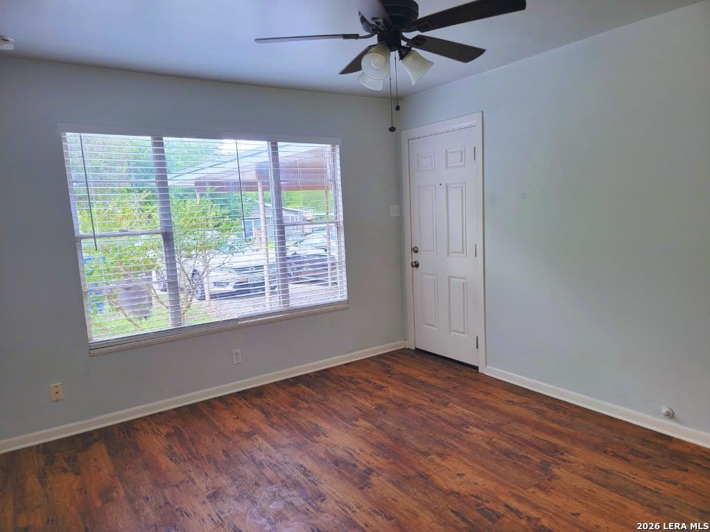 622 Bexar – photo 2
