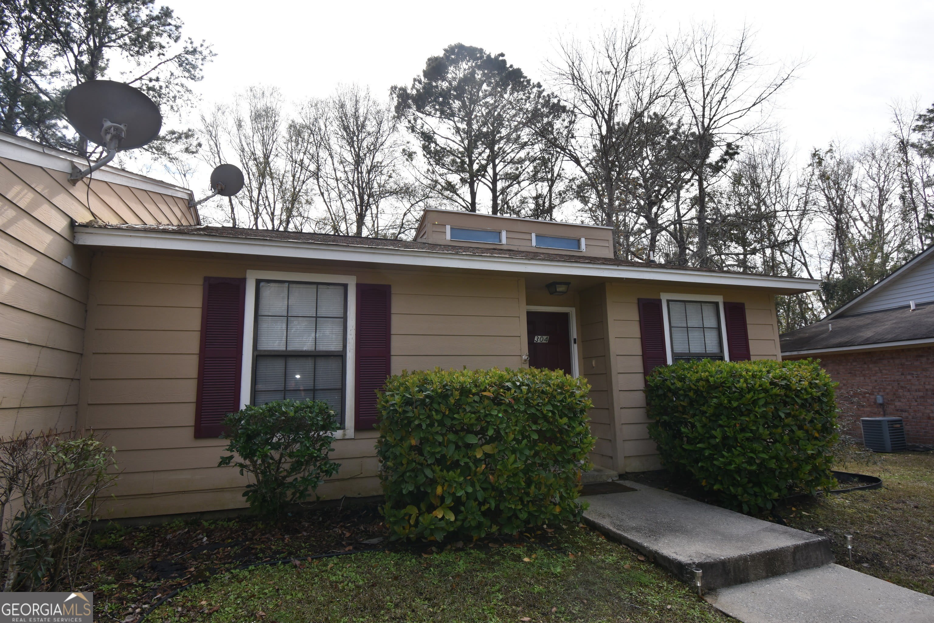 304 Admirals Walk Drive – photo 1