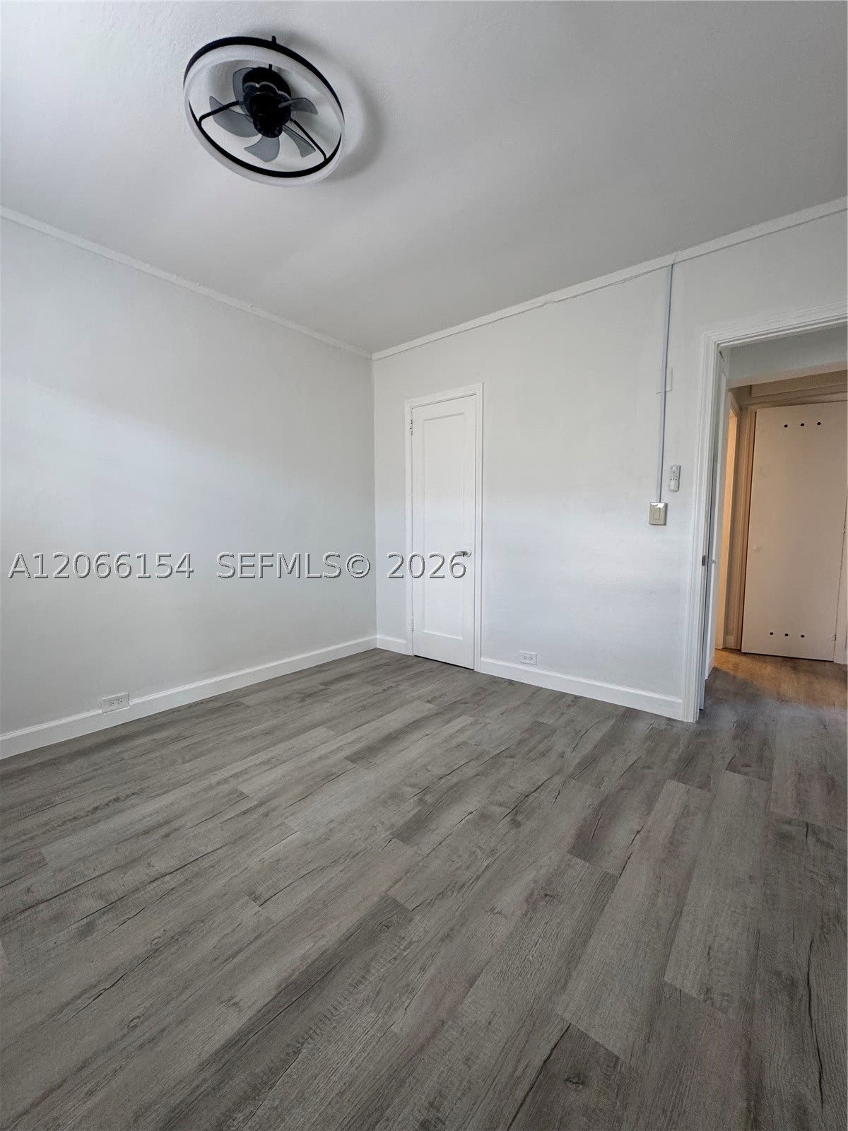 568 E 49Th St – photo 4