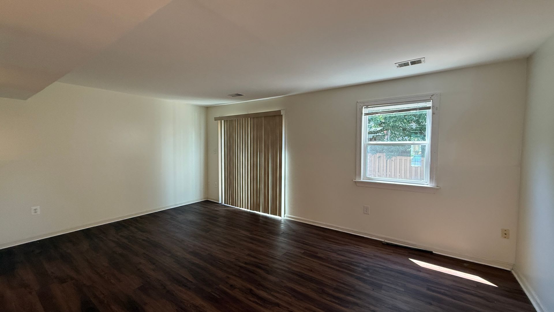 Lake Ridge Townhouse – photo 4