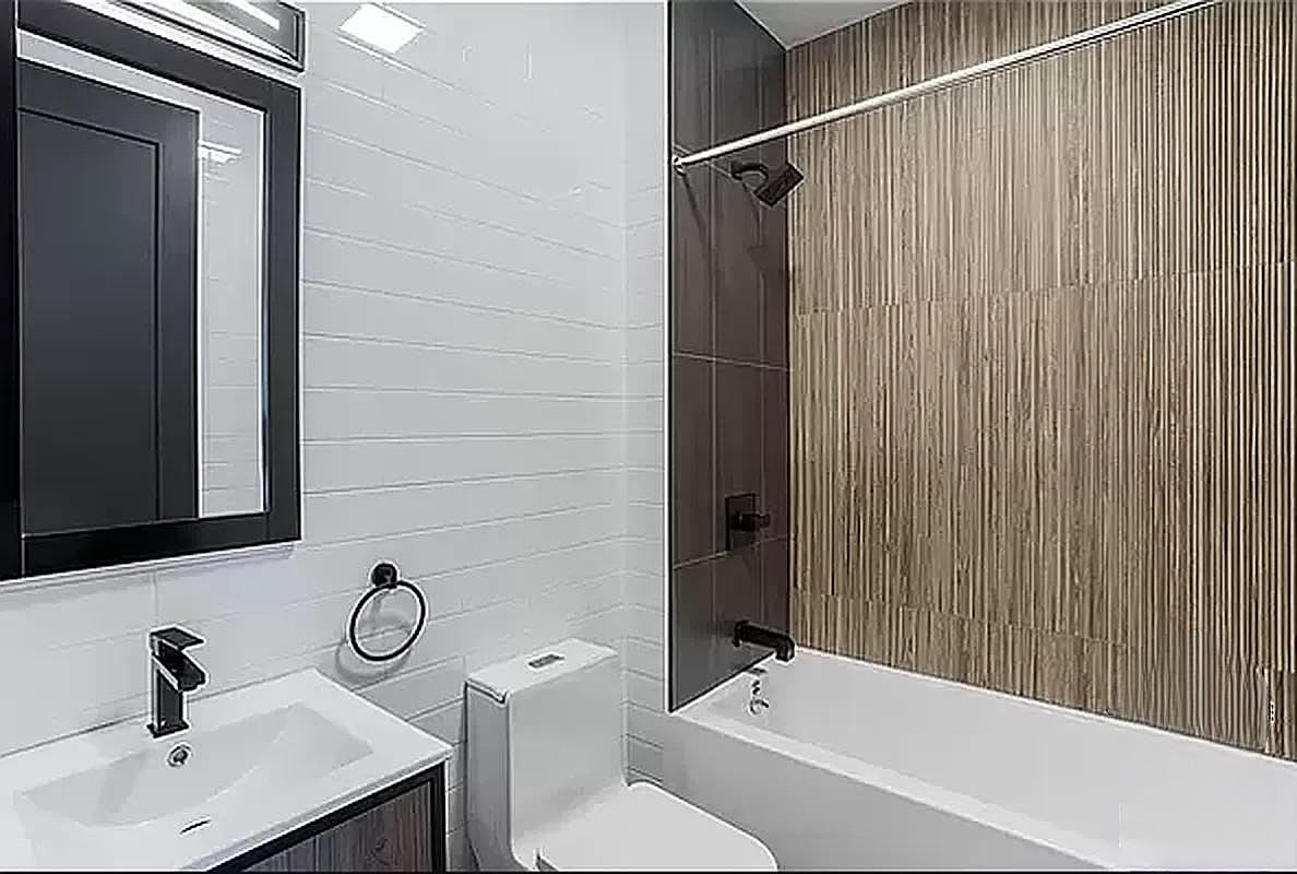 1626 Brooklyn Ave # 2K – photo 5