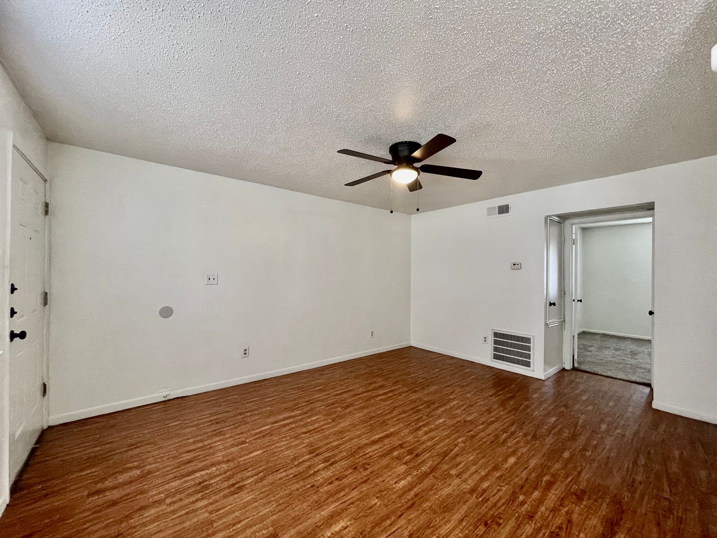 Chestnut Place Apartments – photo 5