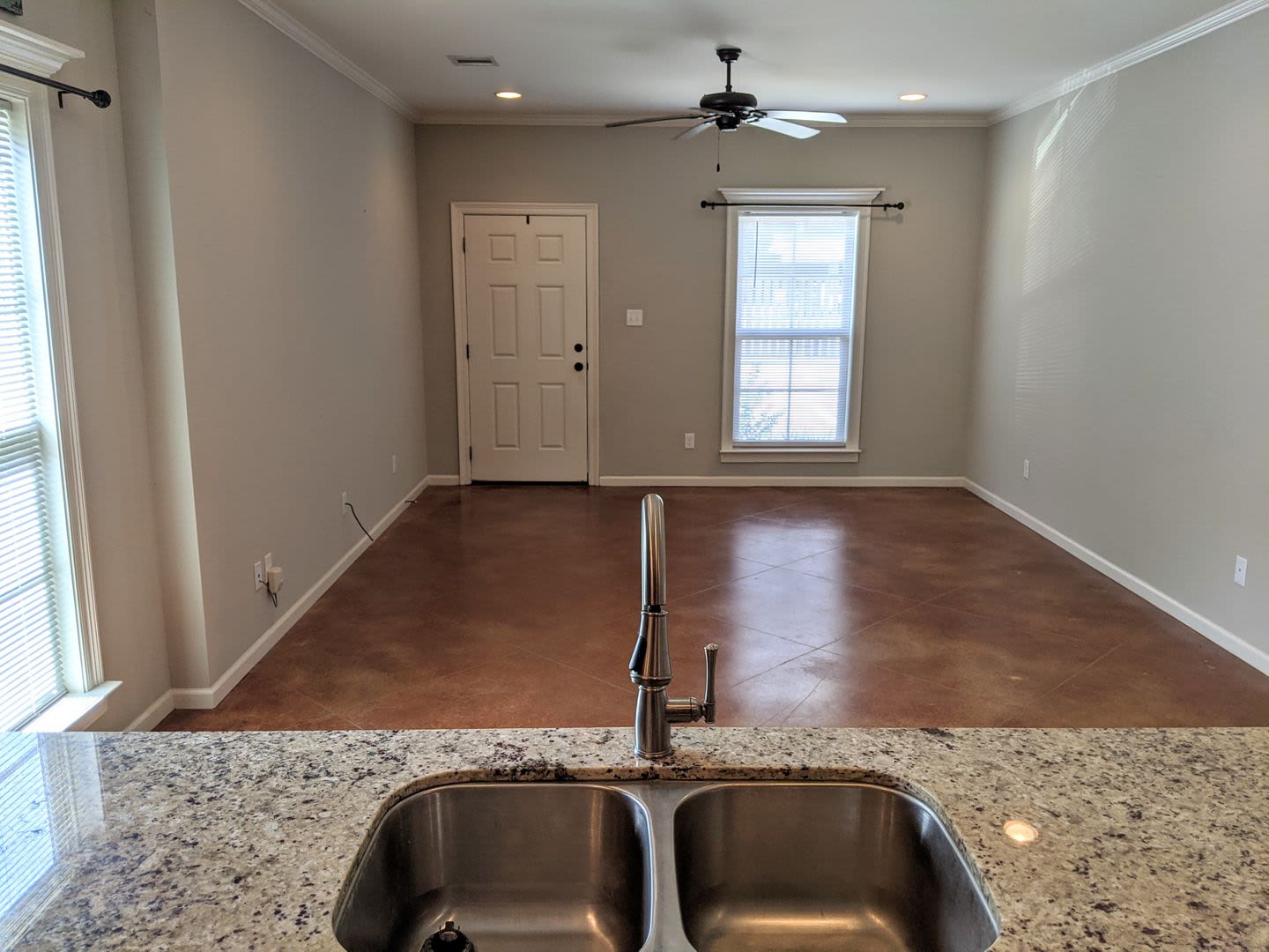 Beautiful Home In The Center Of Lafayette – photo 3
