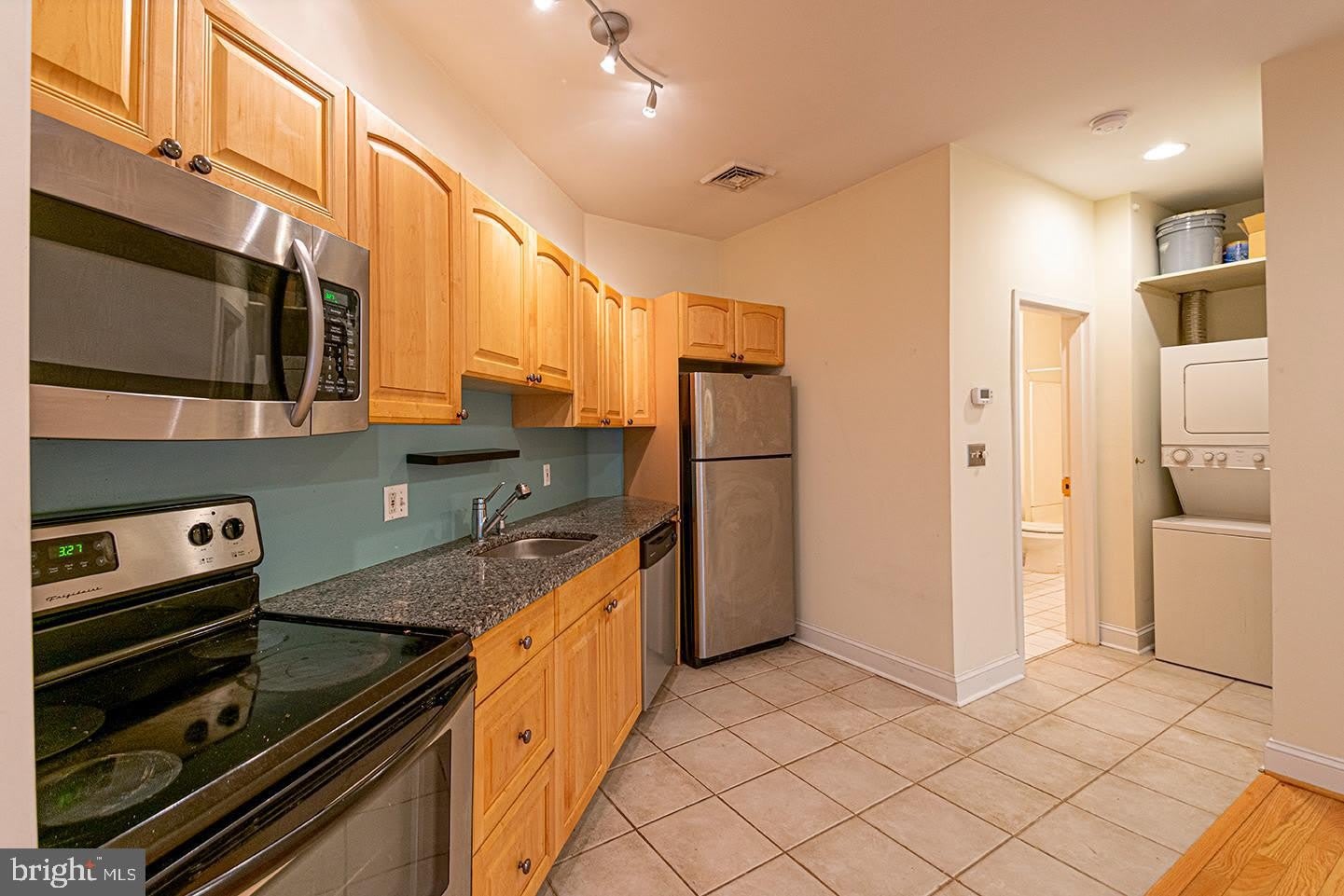 415 S 19TH Street – photo 5