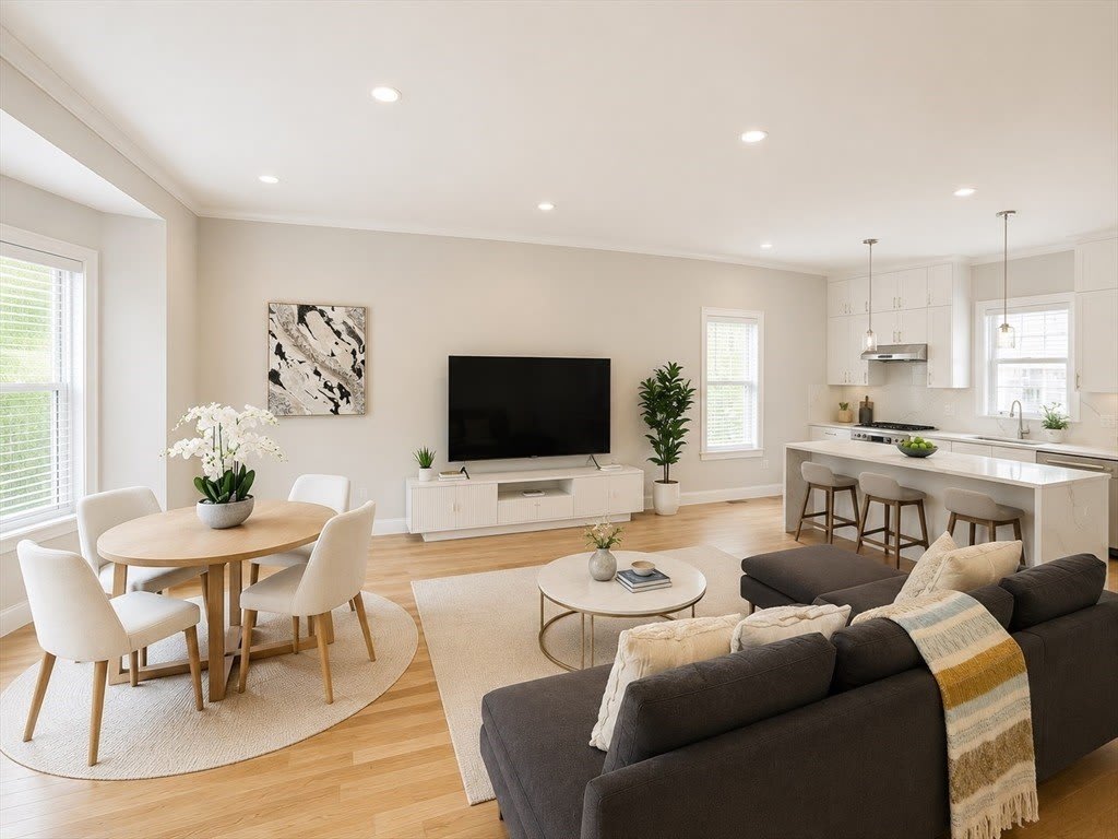 4 Baldwin St – photo 2