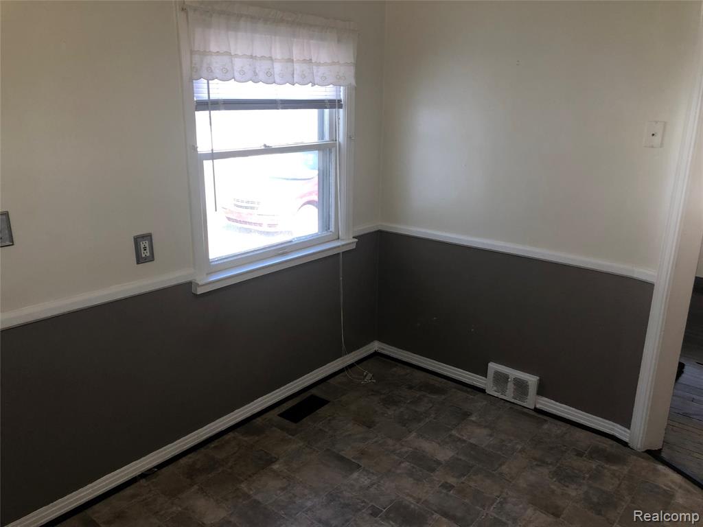 11560 Metter Ave – photo 4