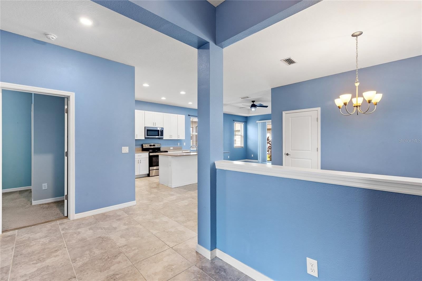 8561 WHISPERING Street – photo 3