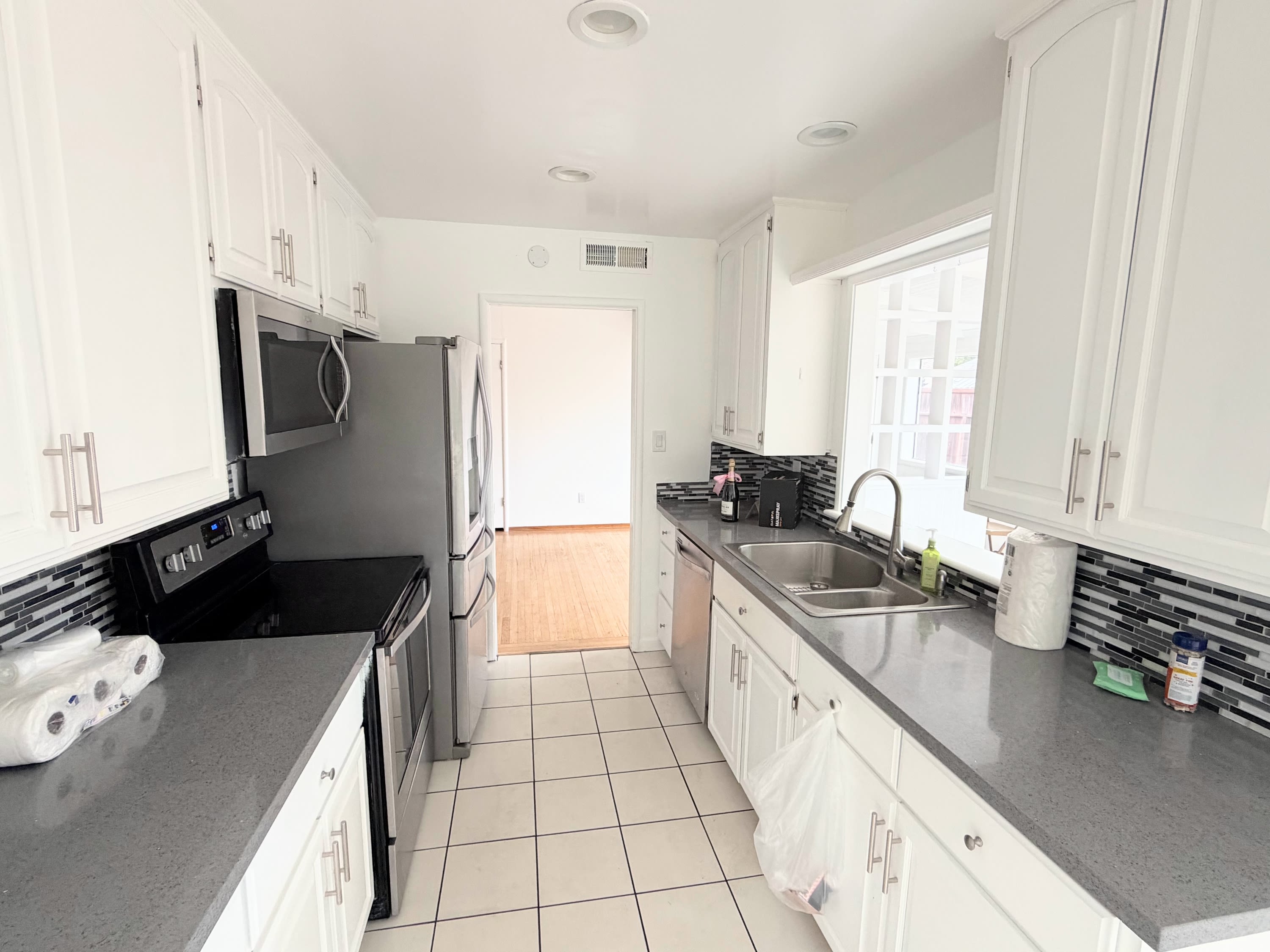 7406 Alix Parkway – photo 4