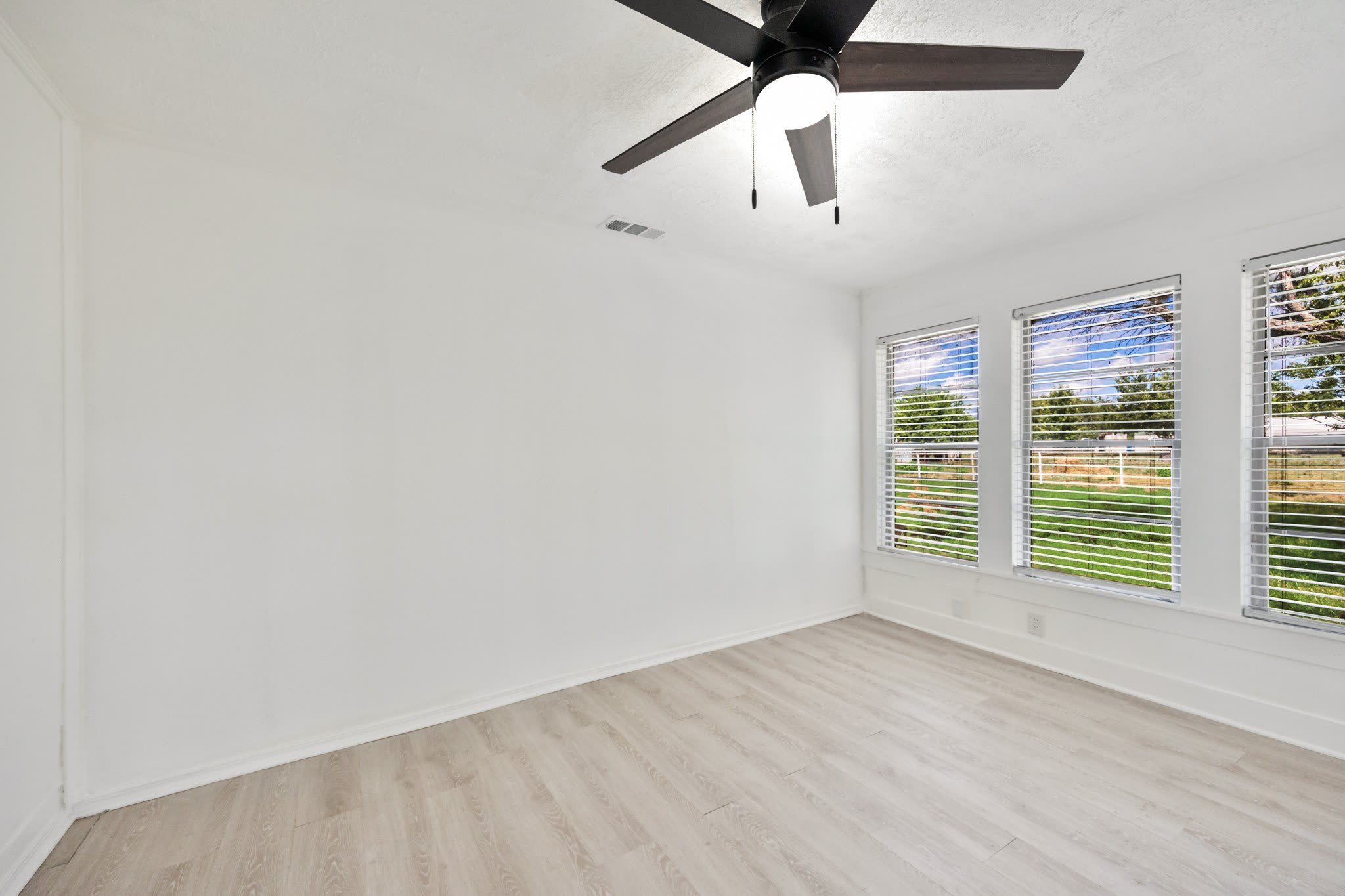 15763 County Road 355 – photo 5