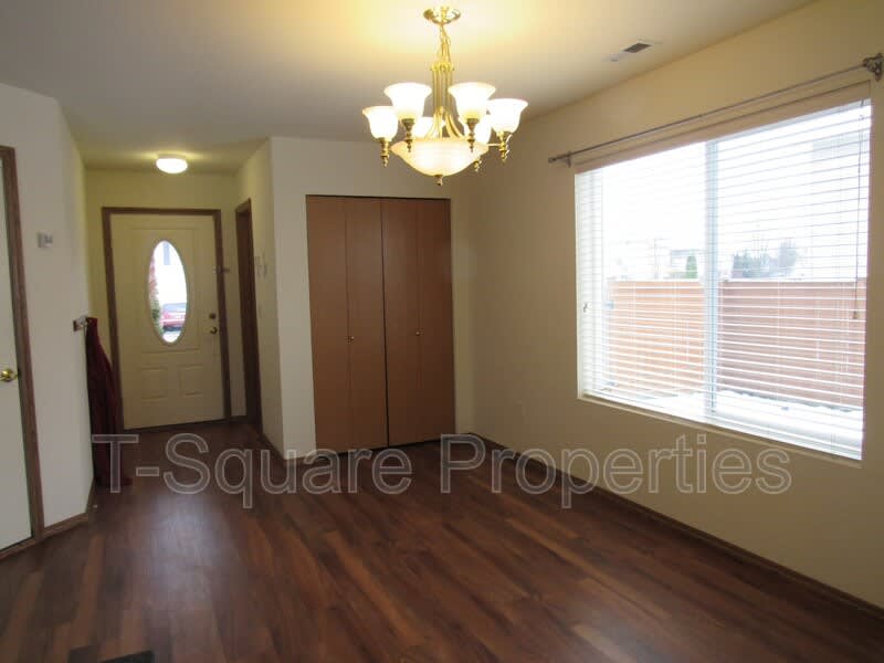 20425 Corbridge Rd SE – photo 2