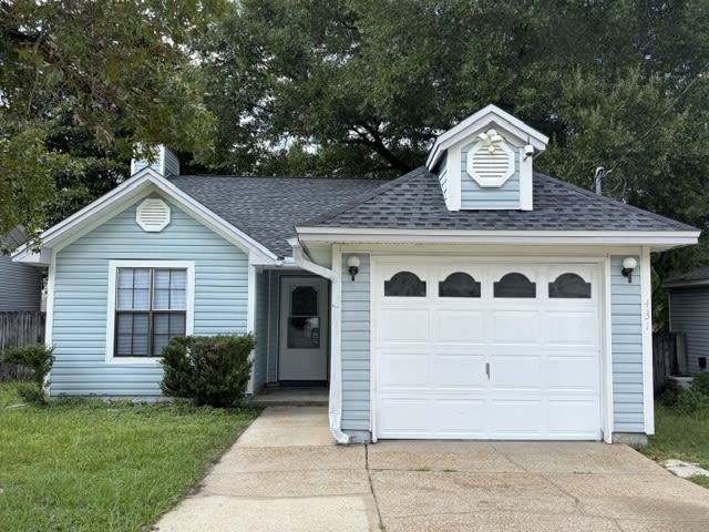 431 Apple Drive – photo 1