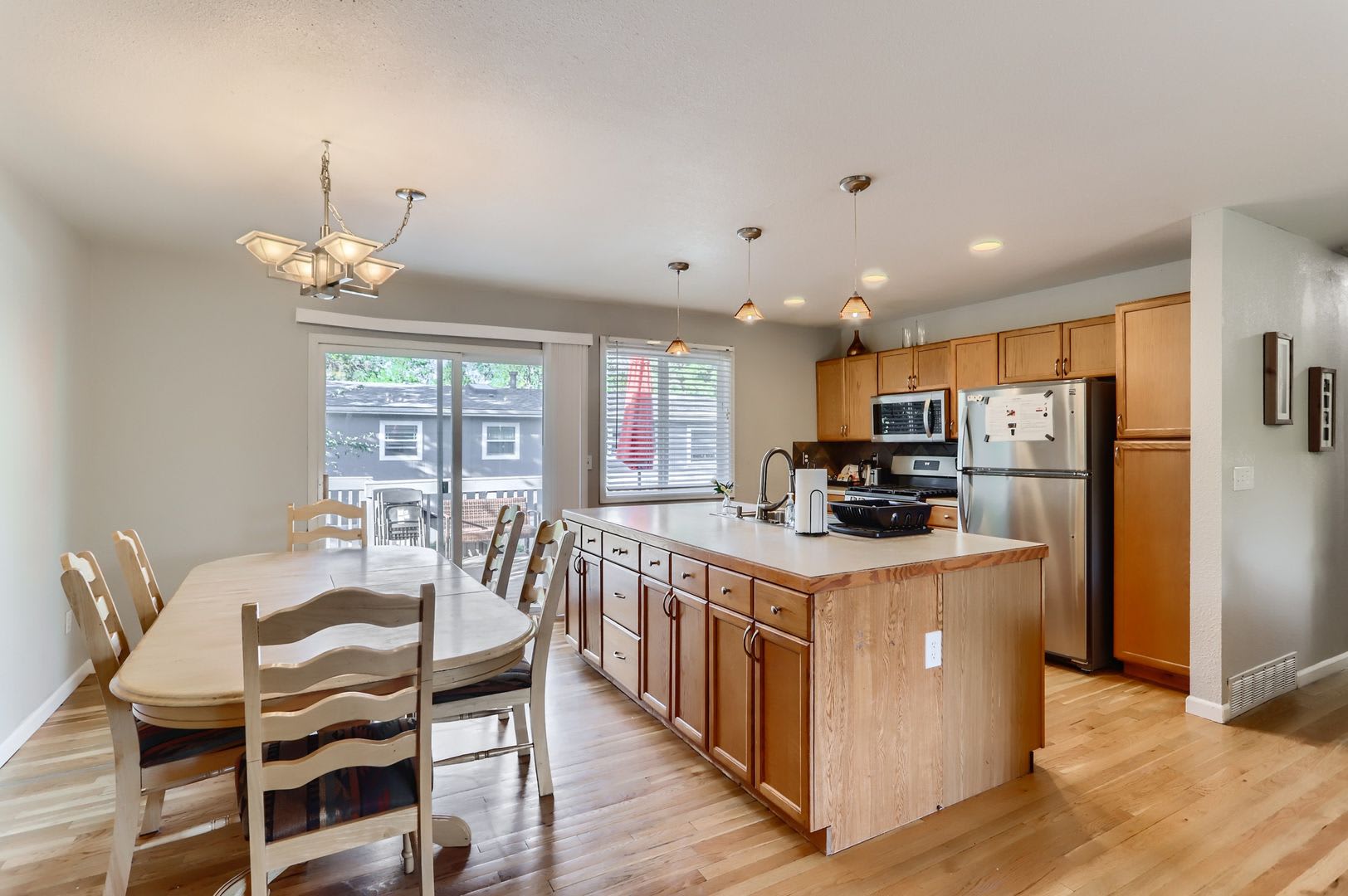 Spacious 5 Bdr Lafayette Home Close To Coal Creek Trail – photo 1