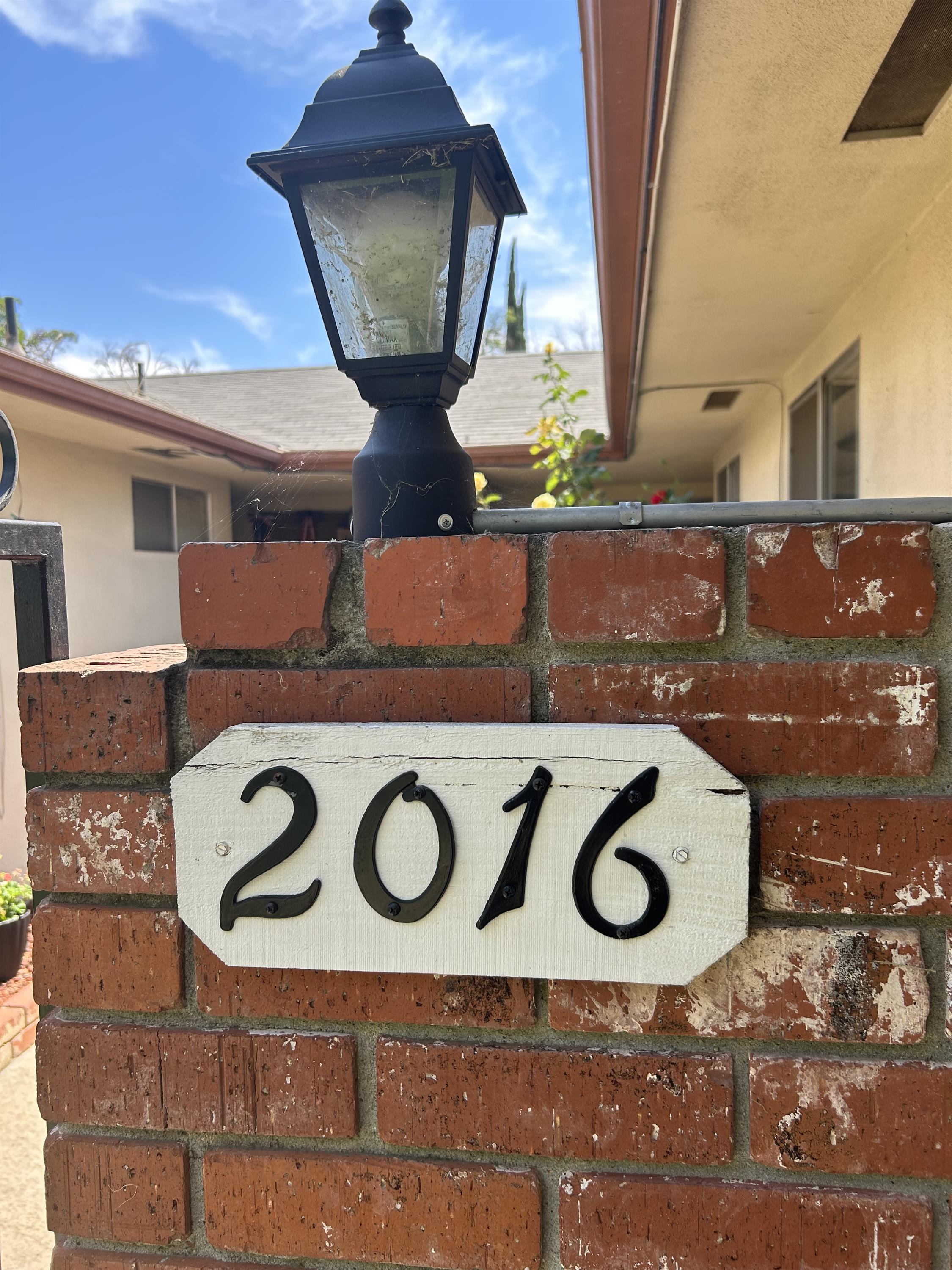 2016 Rose Avenue – photo 4