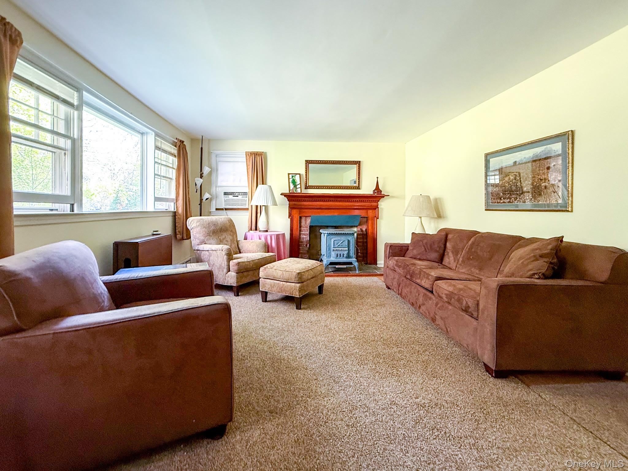 8415 Soundview Avenue – photo 3