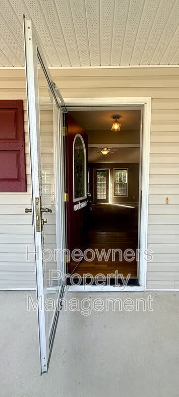 42 Mayflower Ct – photo 2
