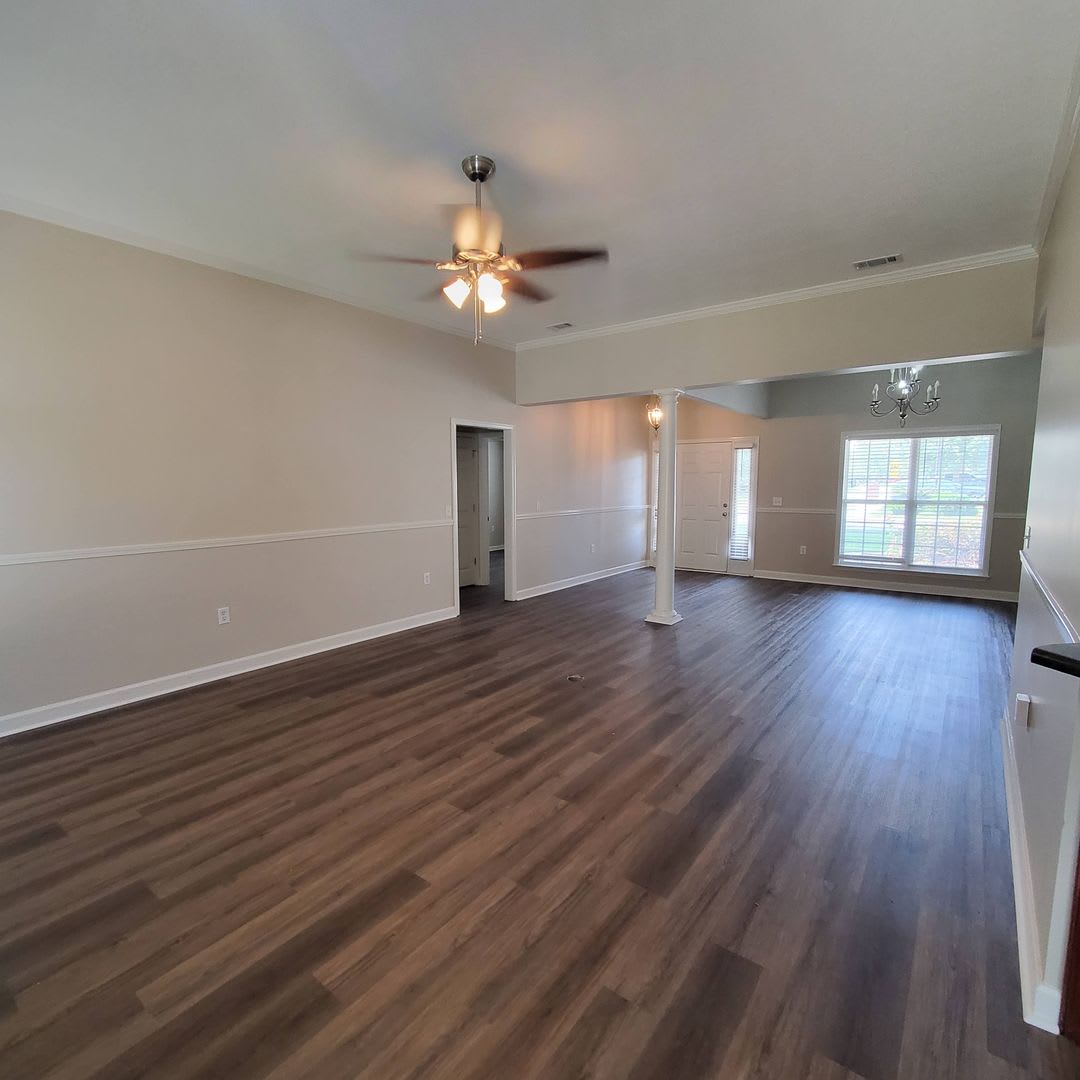 Modern Elegance in the Heart of Georgia: Your Ideal Home Awaits! – photo 2