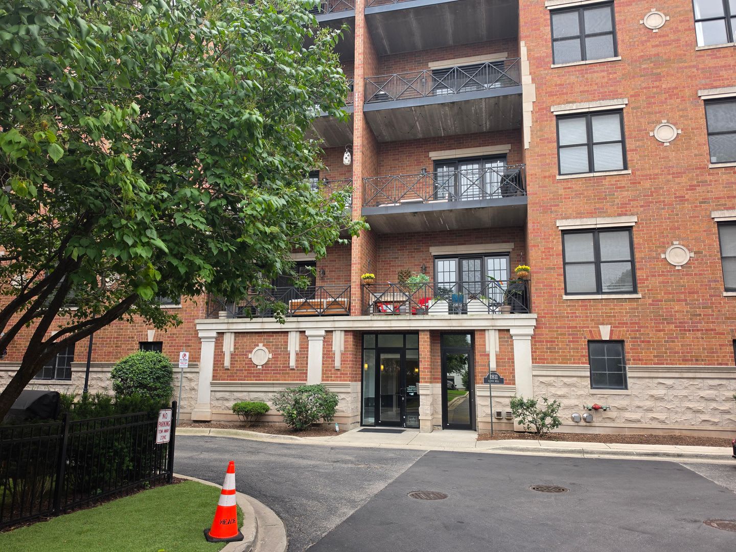 2811 N Bell Ave – photo 1