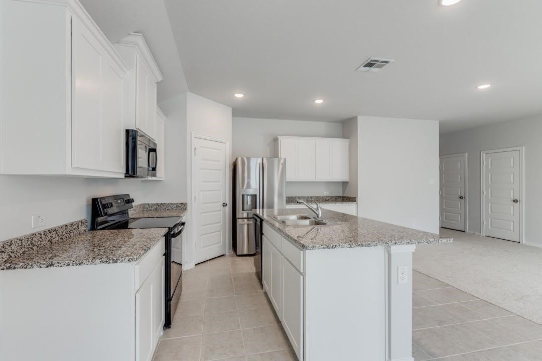 2421 Pacific Avenue – photo 4