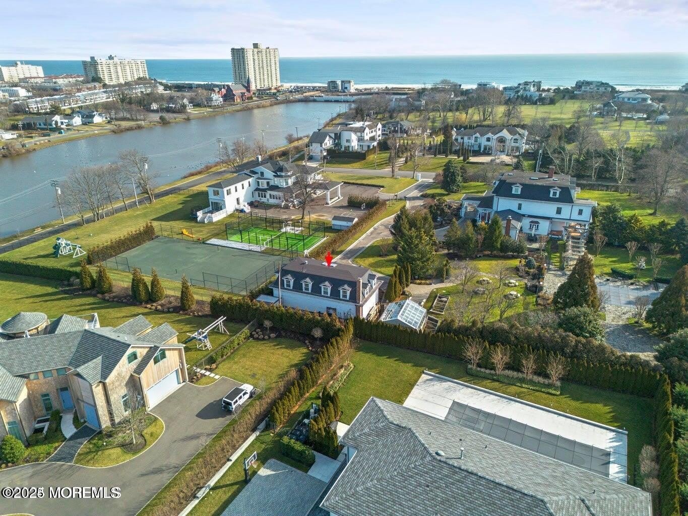 892 Elberon Avenue – photo 4