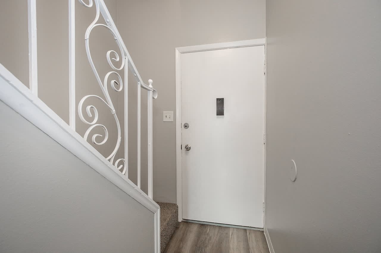 38285 North Ln Apt L208 – photo 4
