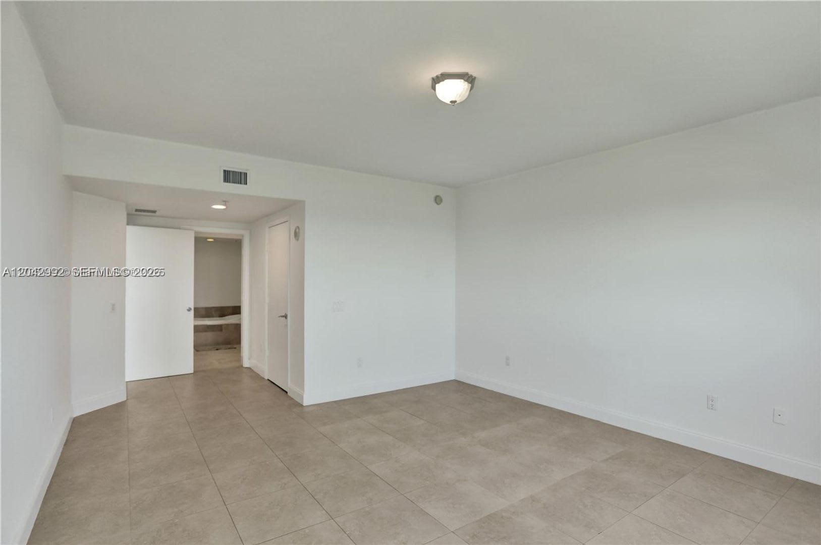 15051 Royal Oaks Lane 2603, North Miami, FL 33181 – photo 5